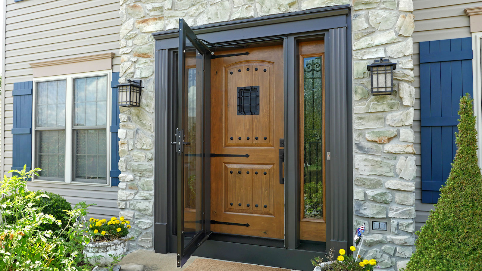 storm-doors-in-phoenix-overhead-door-company-of-central-arizona